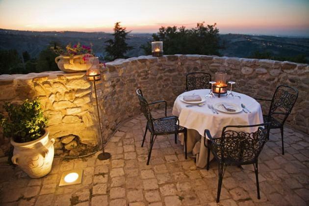 Trarivi Castello Di Albereto酒店 外观 照片